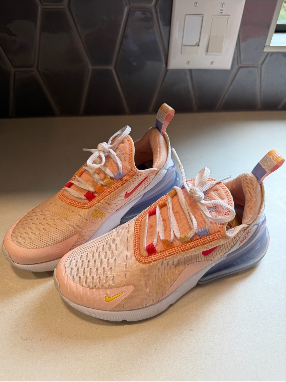 Nike Air Max 270 Peach Pink